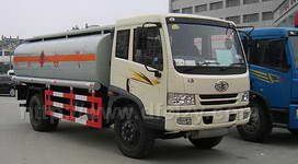 解放单桥化工液体运输车2图片