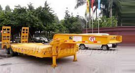 低平板半挂车\大型挖机运输车图片