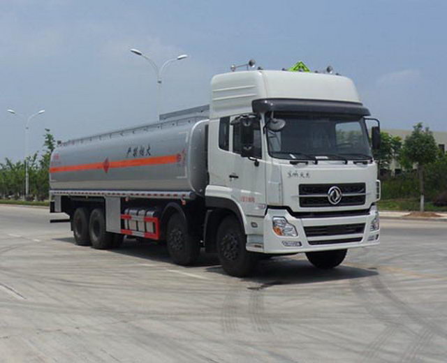 前四后八加油车|运油车|油罐车图片