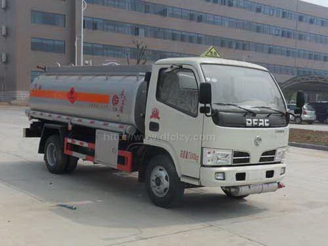 东风小多利卡6方流动加油车图片