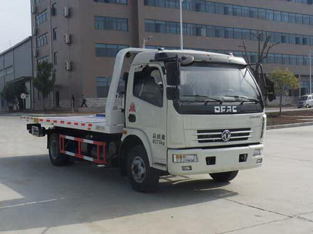 东风多利卡一拖二平板道路清障车图片