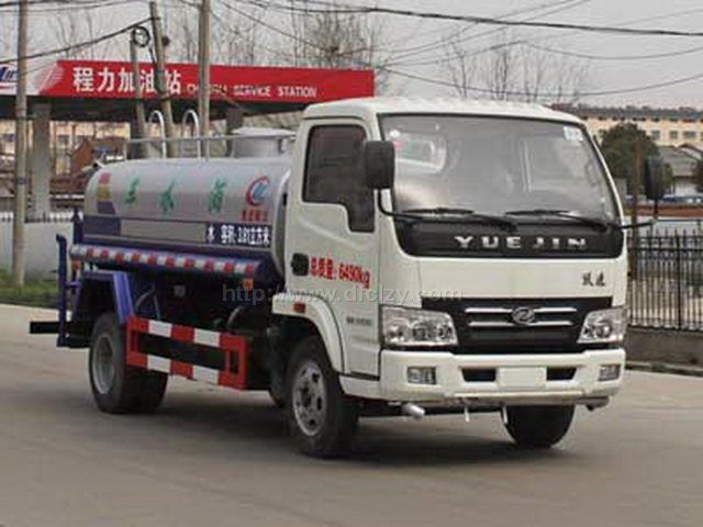 南京跃进5吨绿化洒水车图片