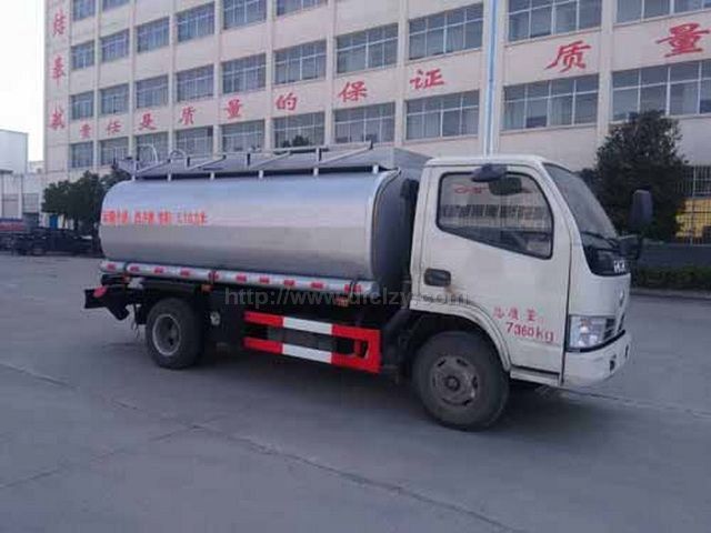 东风小多利卡供液车图片