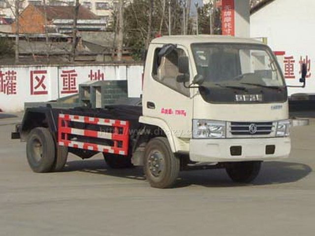 东风小多利卡国五拉臂式垃圾车图片